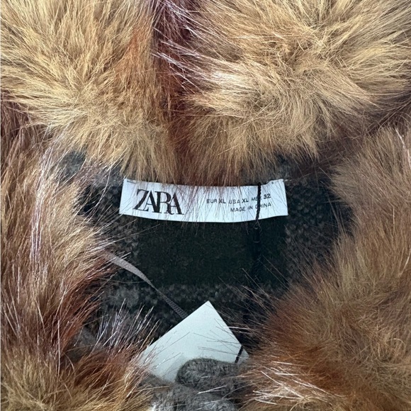 Zara Knit Cardigan Jacket with Faux Fur Collar Front Pockets Size XL NWT - Picture 12 of 13